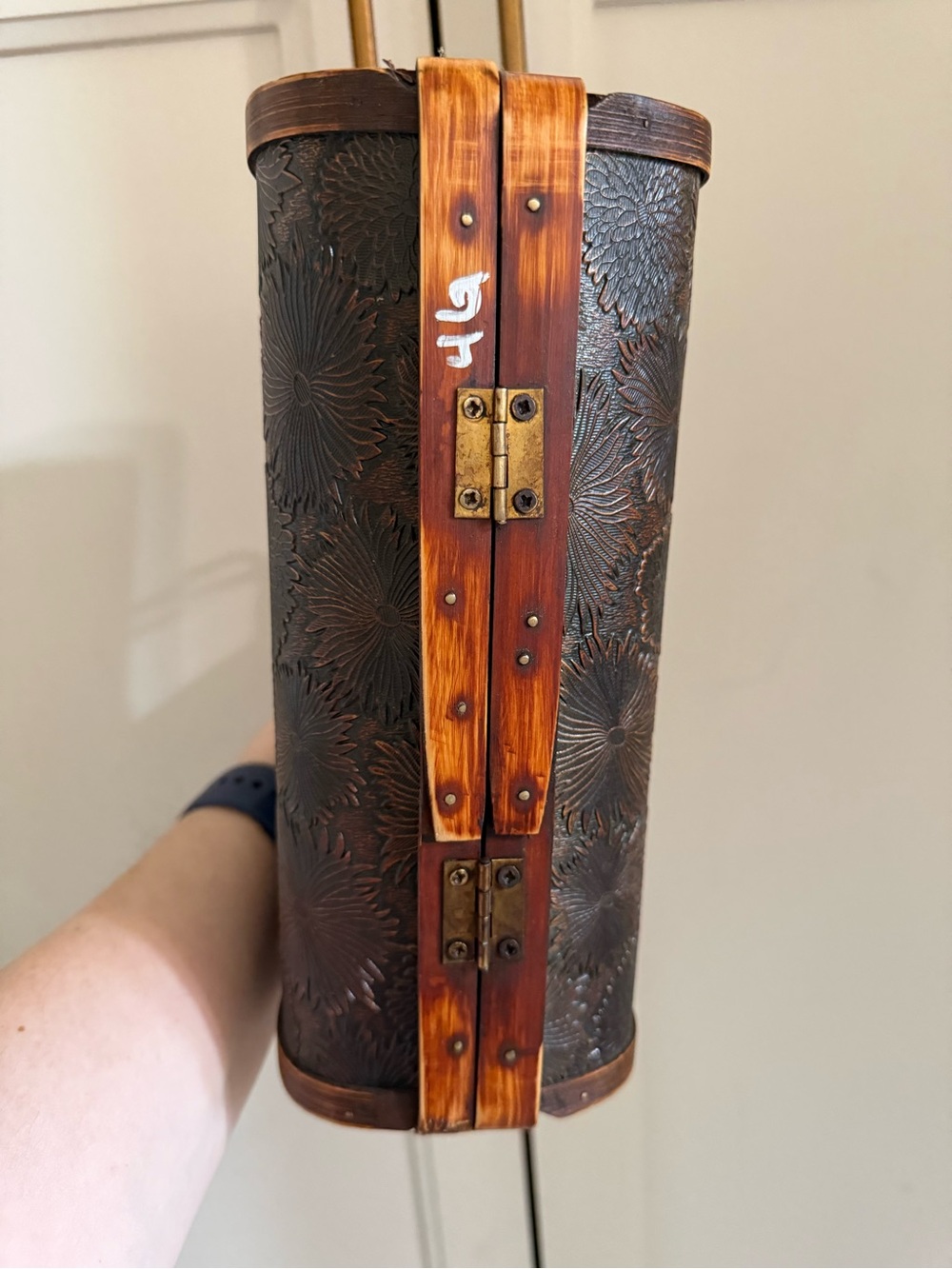 Vintage Floral Embossed Wood Framed Box Handbag Purse - Picture 3 of 5